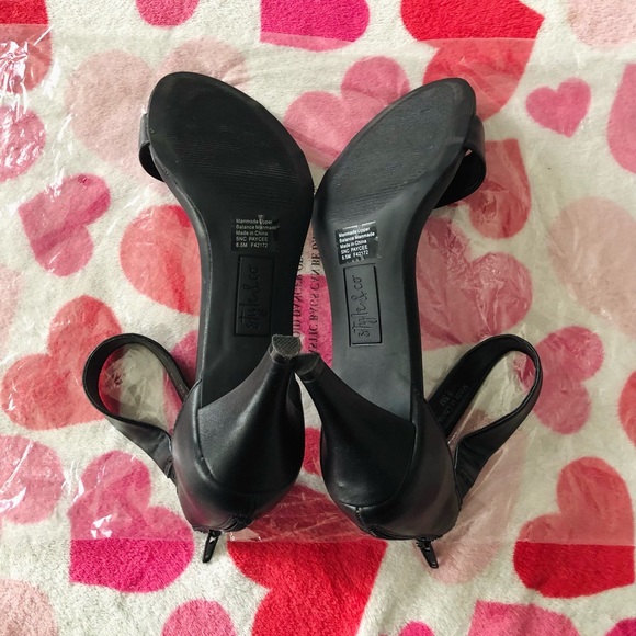 Style & Co Paycee Two-Piece Dress Sandals - Picture 9 of 9